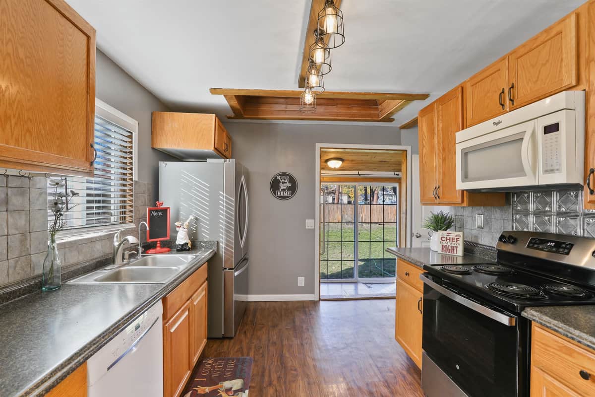 3718 W Hoffman Ave thumbnail 15