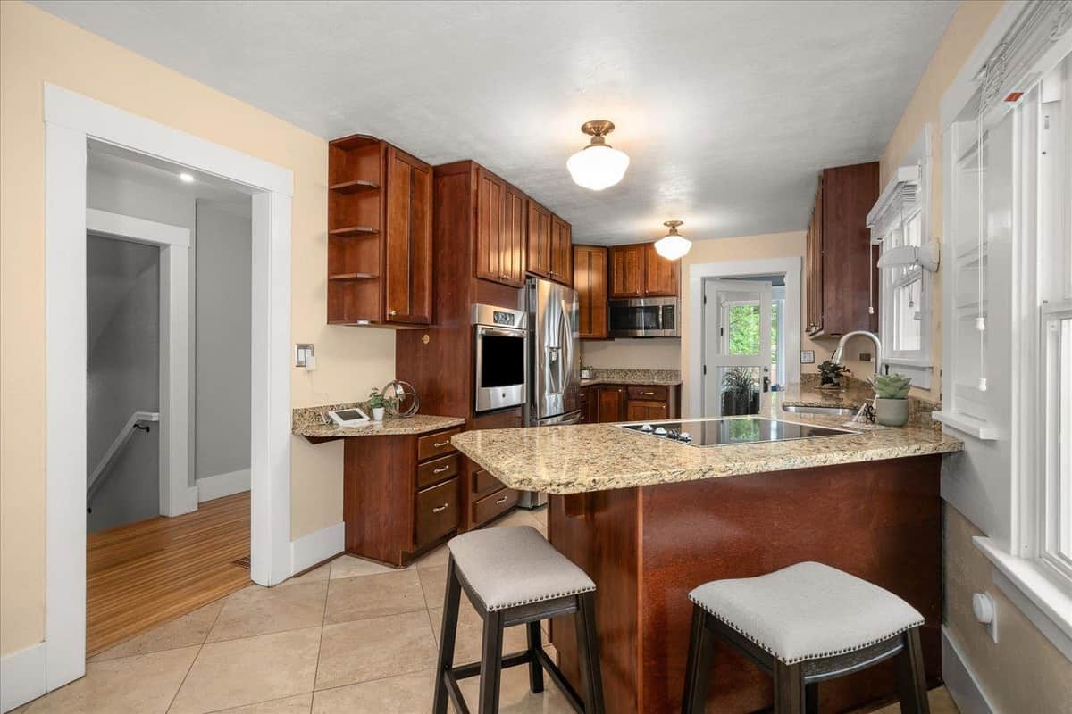 42 W 23rd Ave thumbnail 12