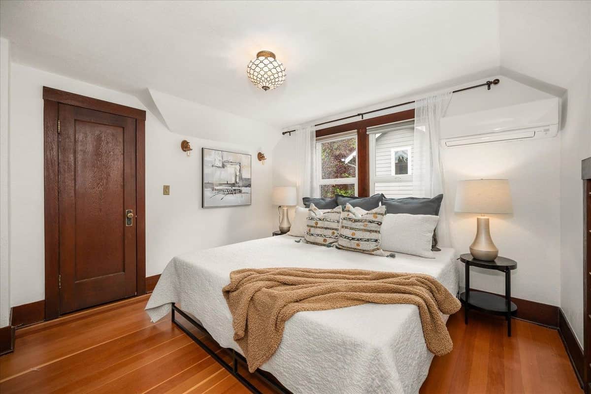 42 W 23rd Ave thumbnail 24