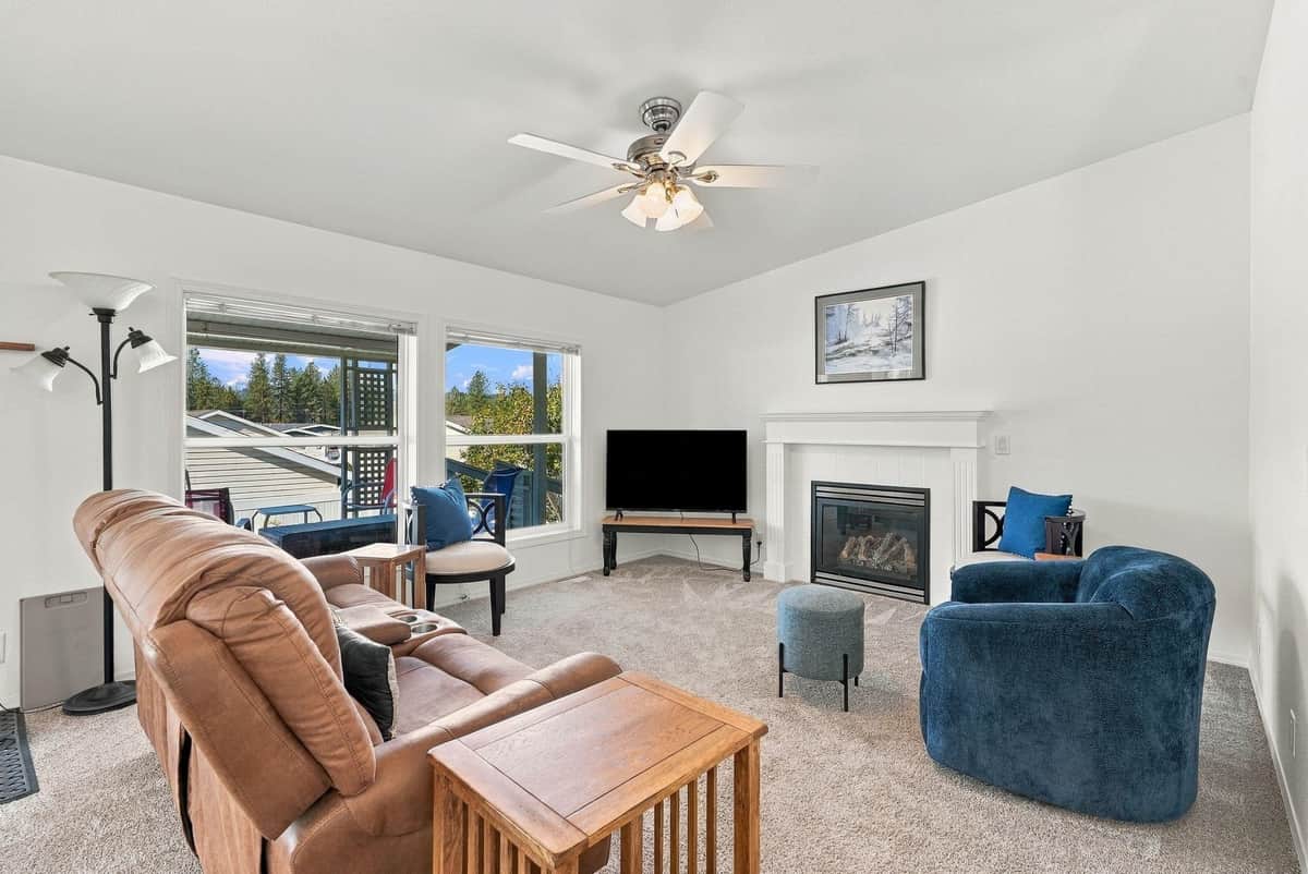 10425 N MAXIMILIAN Ln thumbnail 9