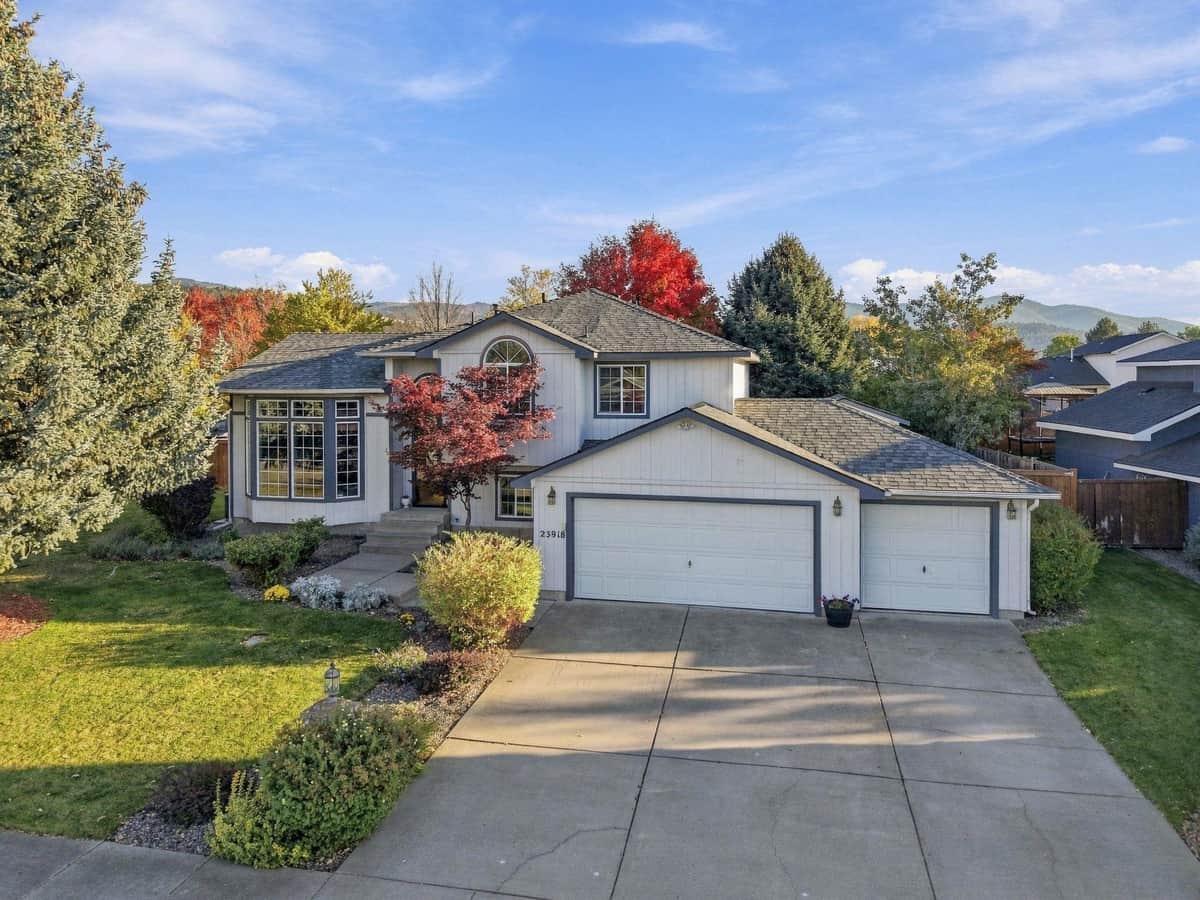 23918 E Maxwell Dr thumbnail 2