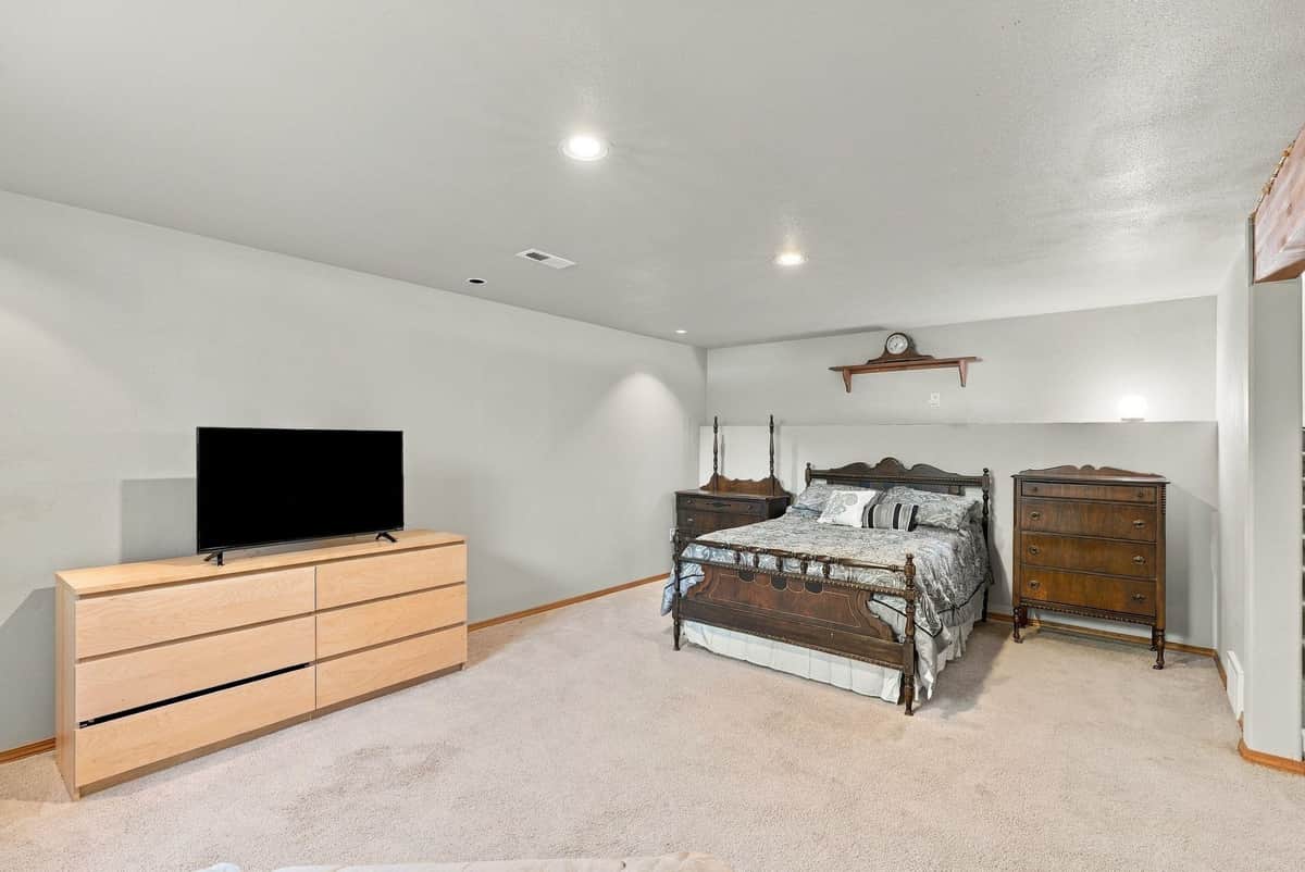 23918 E Maxwell Dr thumbnail 18