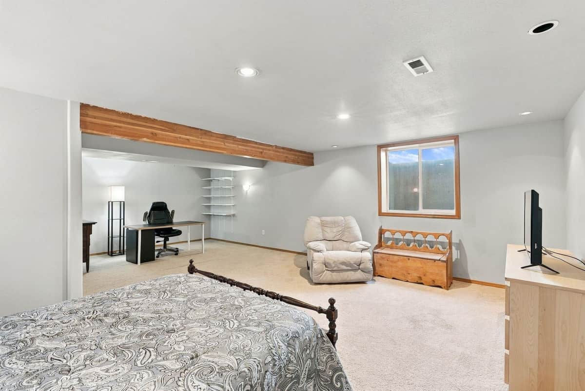 23918 E Maxwell Dr thumbnail 20