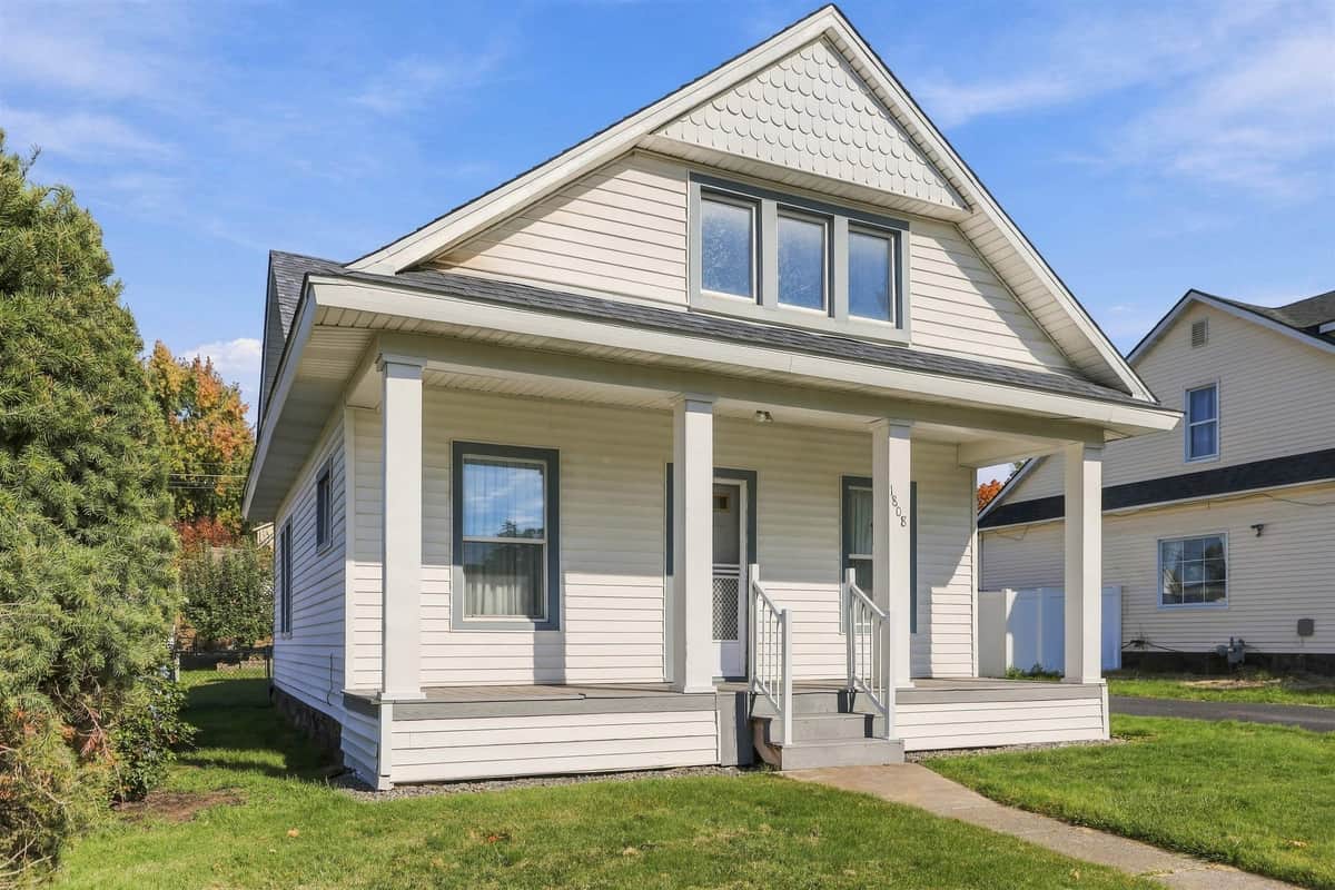 1808 W Spofford Ave thumbnail 2