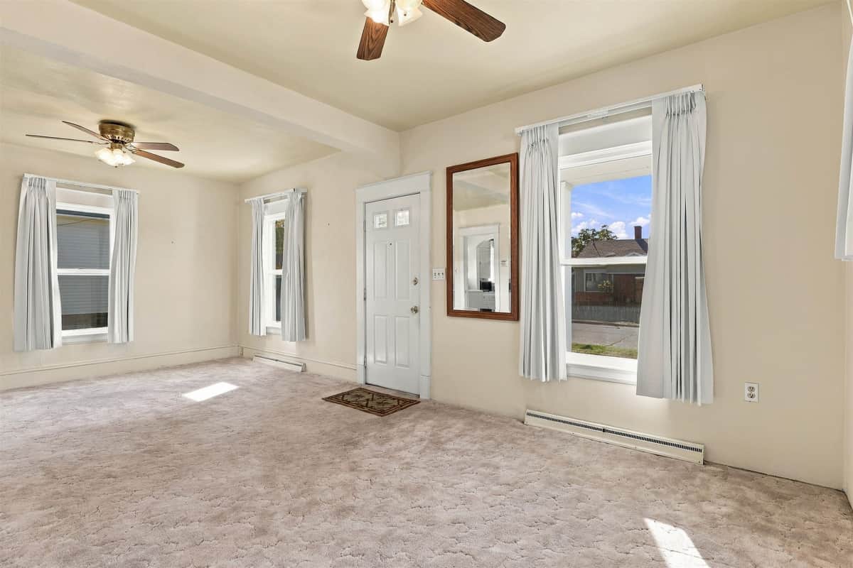 1808 W Spofford Ave thumbnail 4