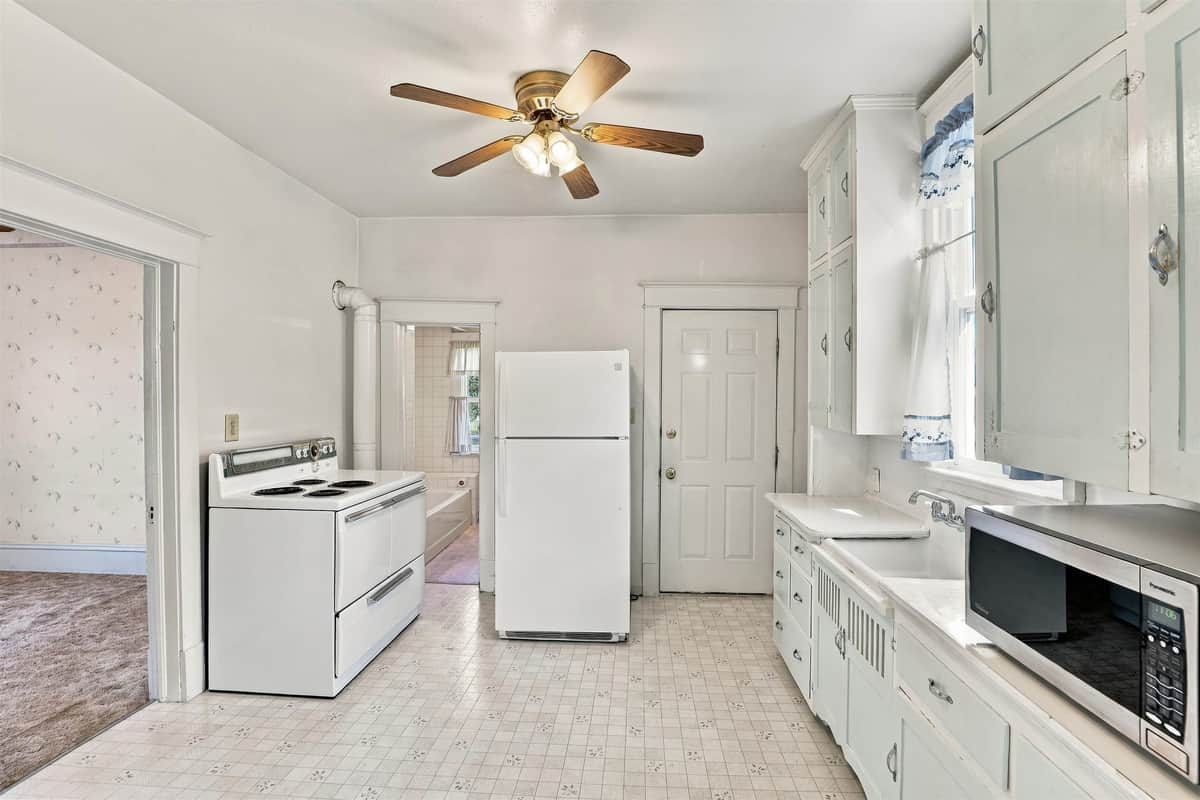 1808 W Spofford Ave thumbnail 9