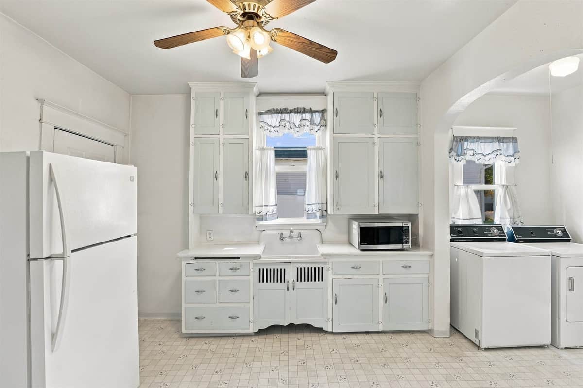 1808 W Spofford Ave thumbnail 10
