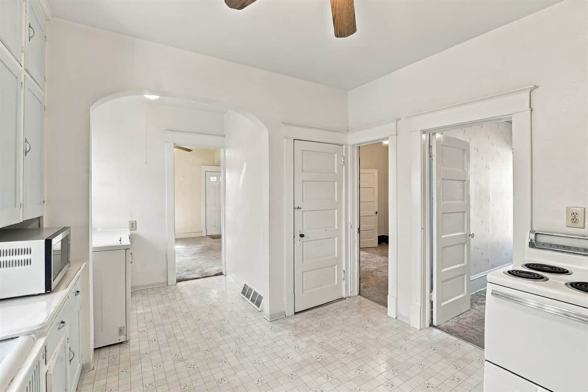 1808 W Spofford Ave thumbnail 11