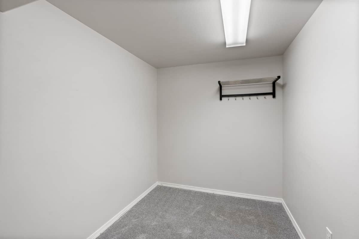 724 W Carolina Way thumbnail 23