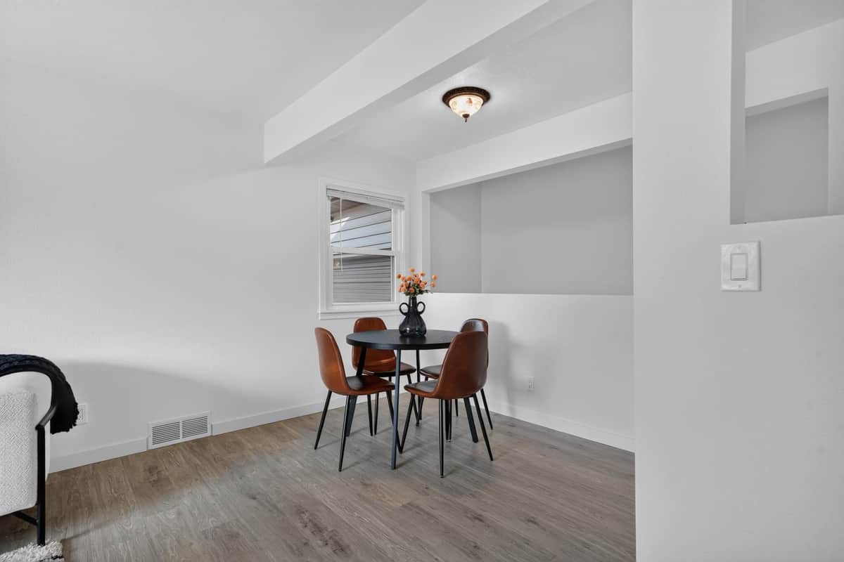 5704 N F St thumbnail 6