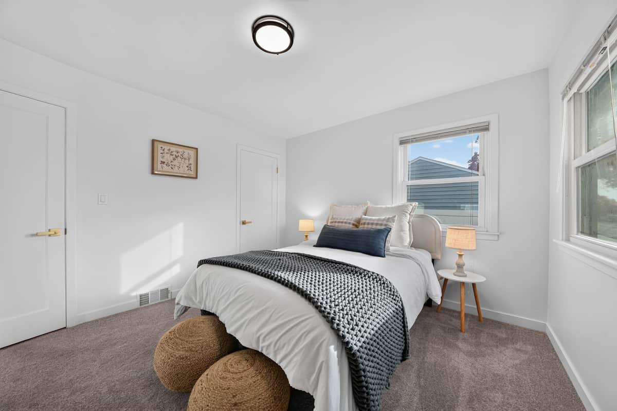 5704 N F St thumbnail 22
