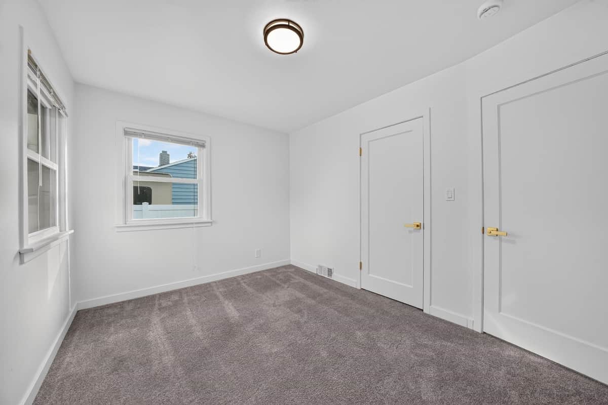 5704 N F St thumbnail 26