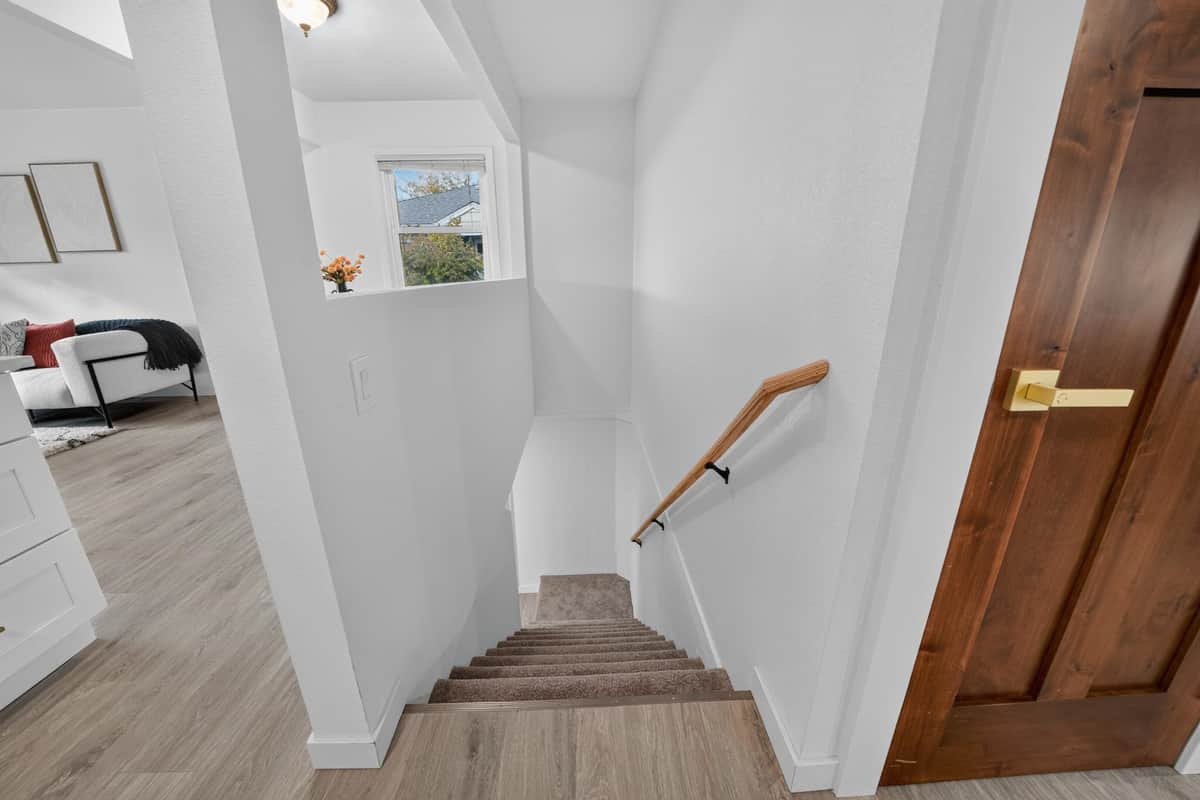5704 N F St thumbnail 29