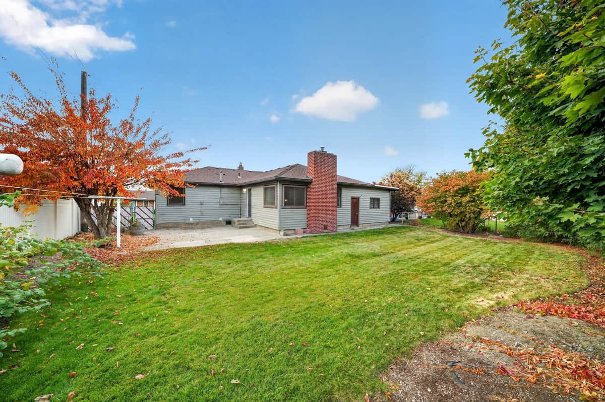 5704 N F St thumbnail 44