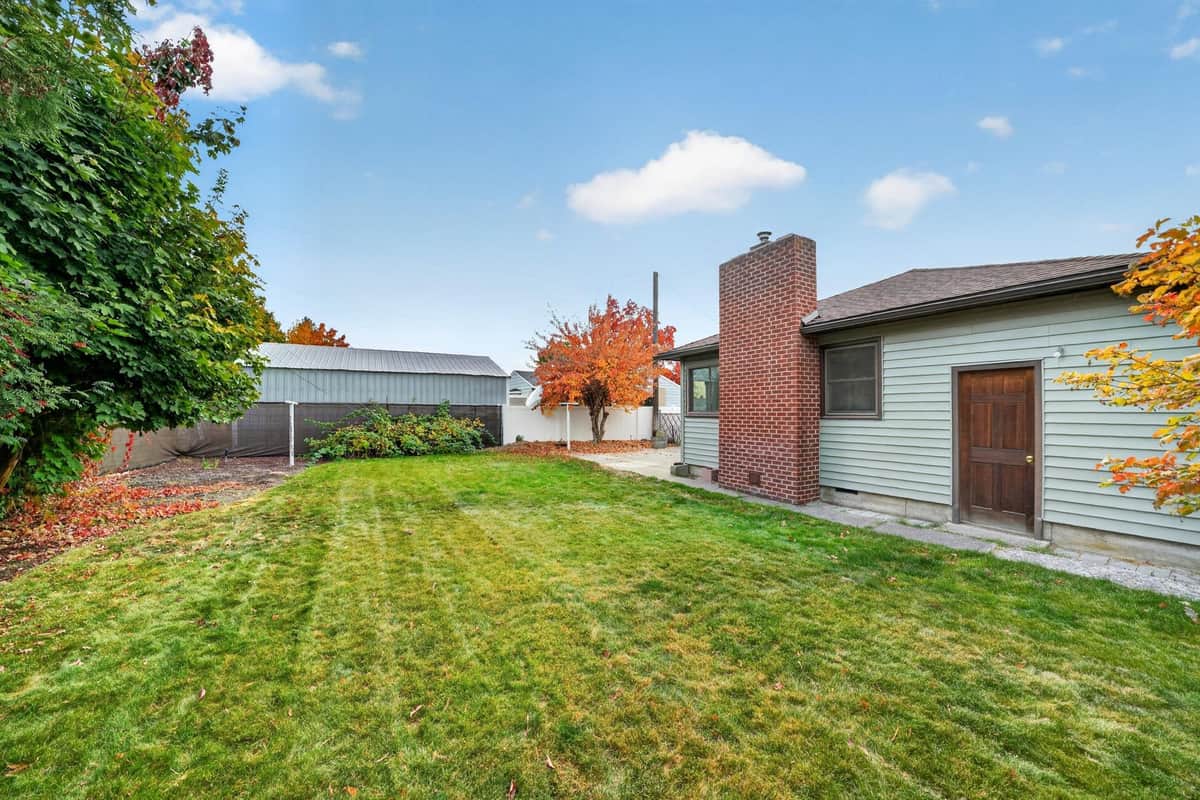 5704 N F St thumbnail 45