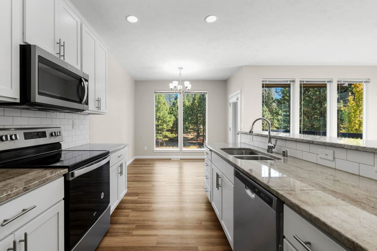 2905 S Custer Ln thumbnail 14