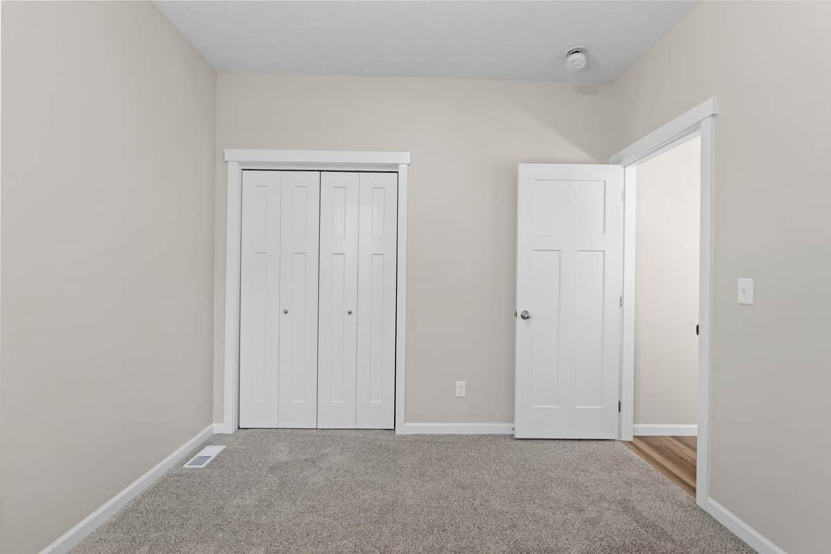 2905 S Custer Ln thumbnail 17
