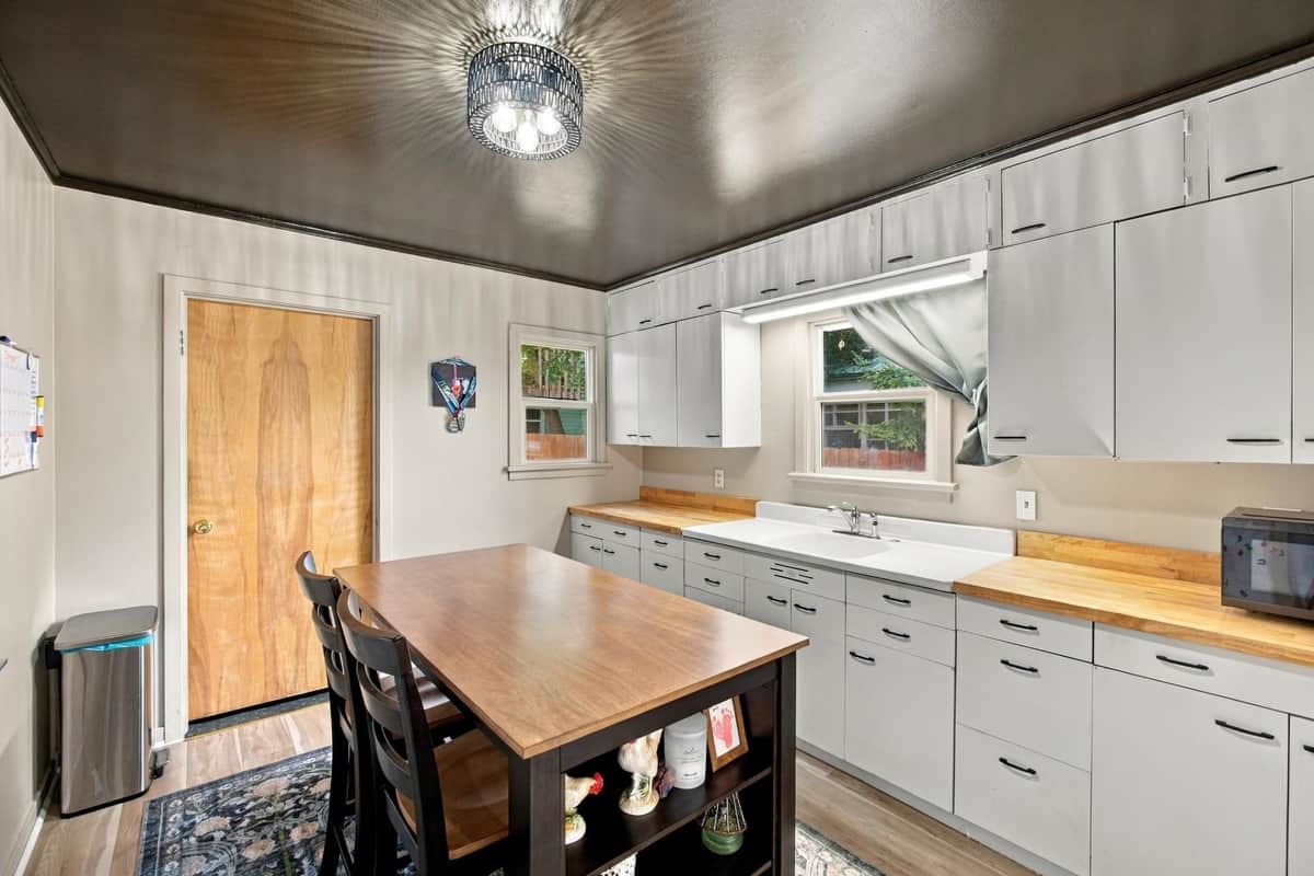 475 S Oak St thumbnail 7