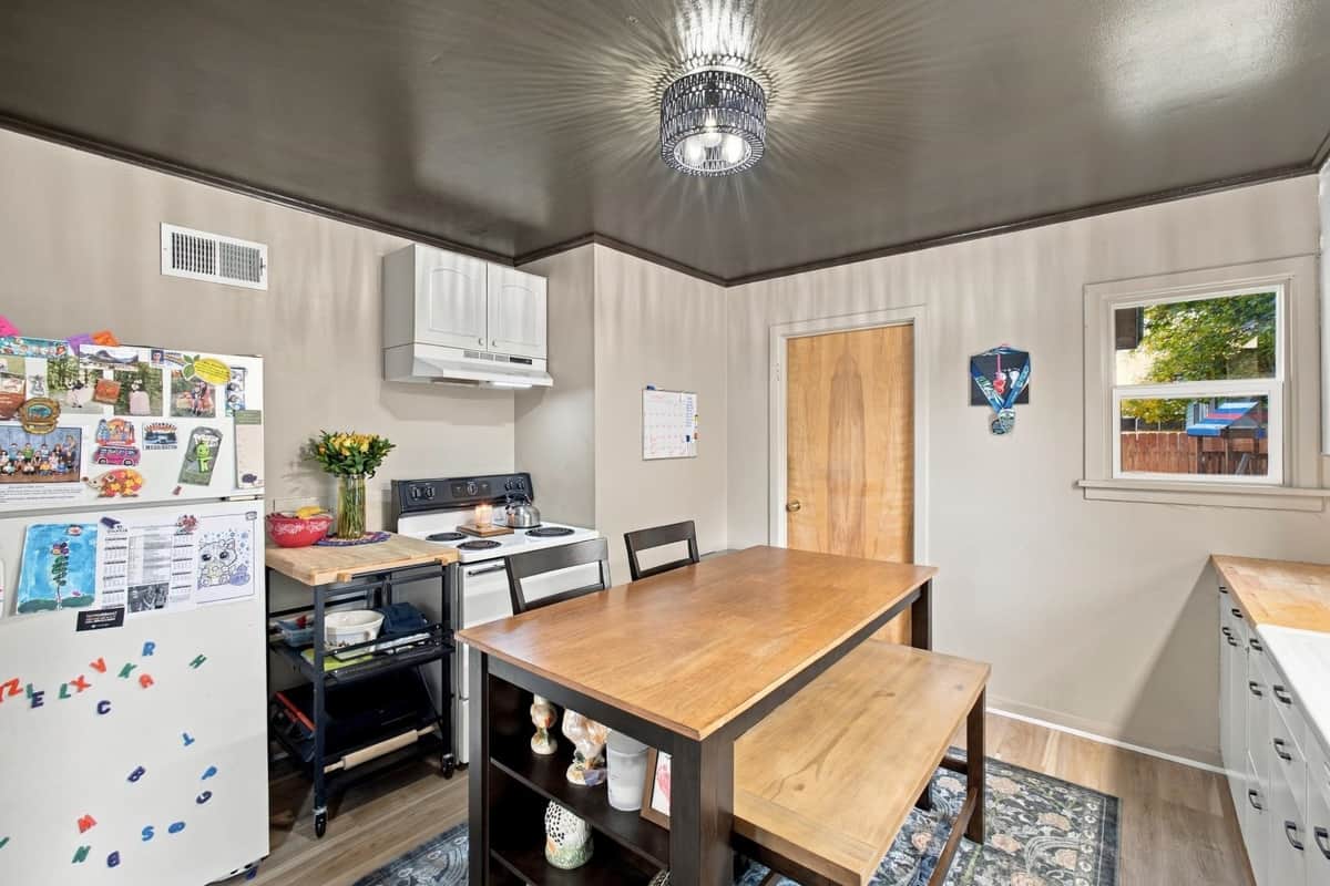 475 S Oak St thumbnail 8
