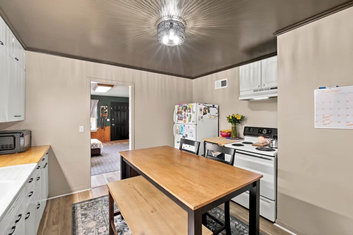 475 S Oak St thumbnail 9