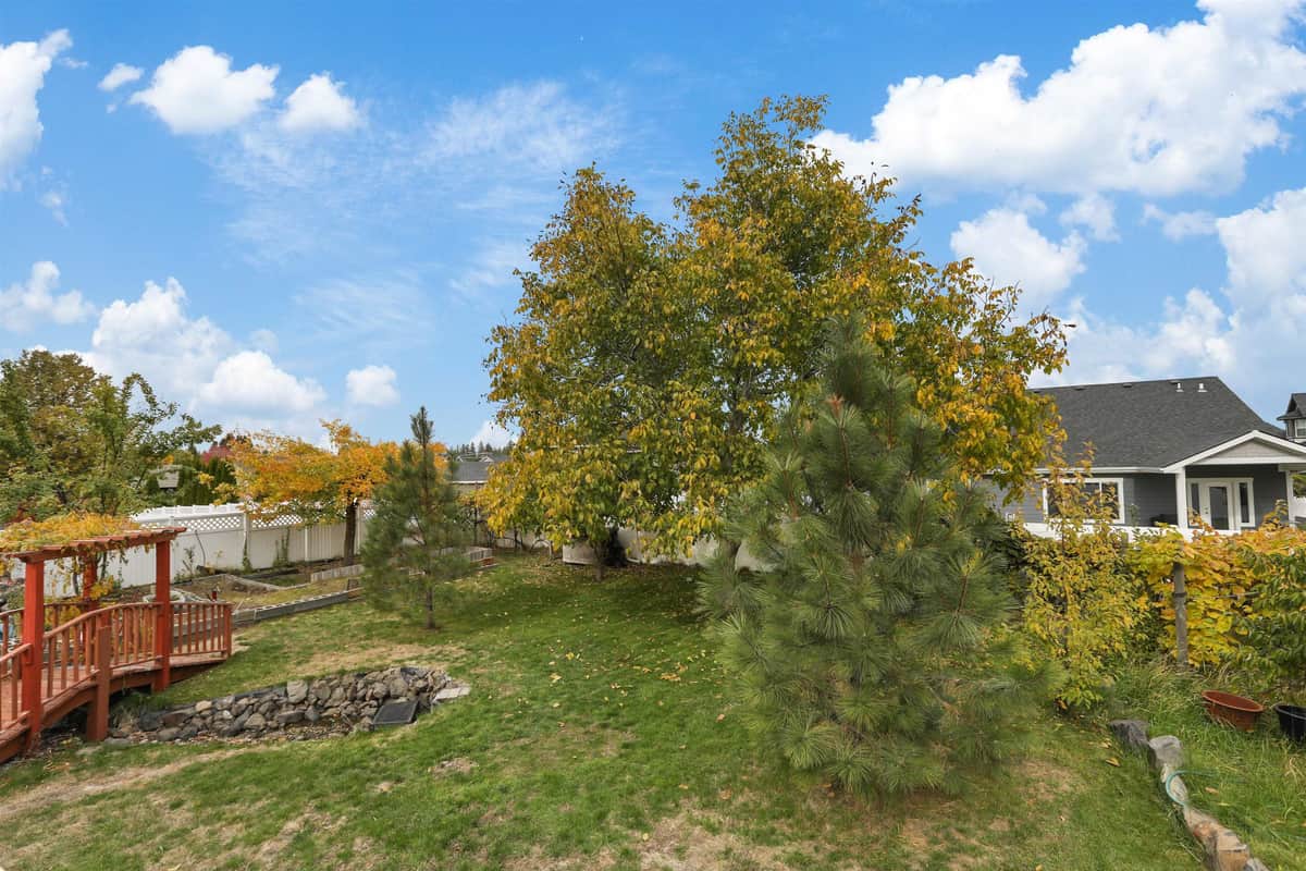 2820 W Hawthorne Rd thumbnail 30