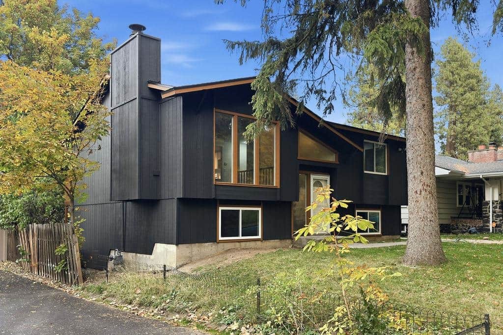 322 W 20TH Ave thumbnail 3