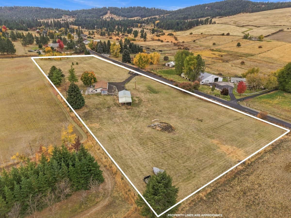 5519 S Chapman Rd thumbnail 3