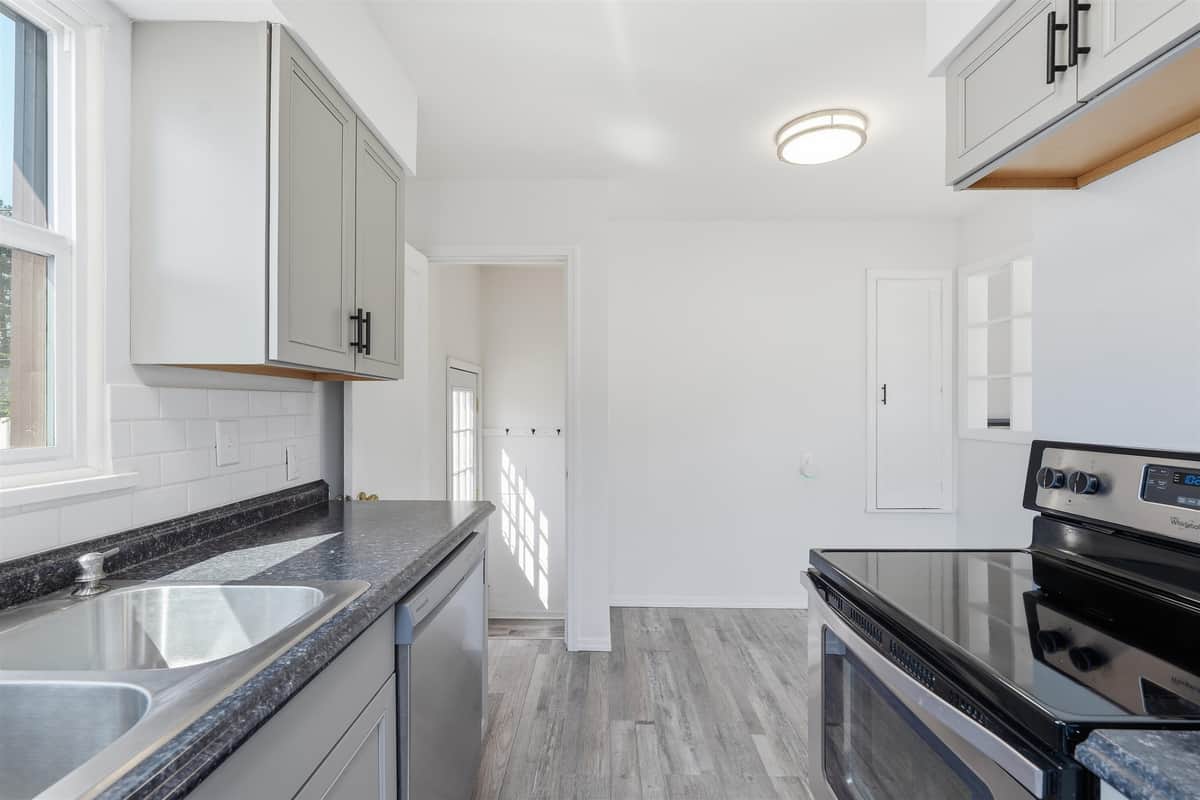 3823 W Princeton Ave thumbnail 14