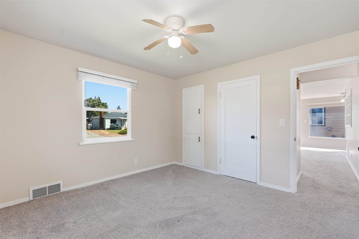 3823 W Princeton Ave thumbnail 18