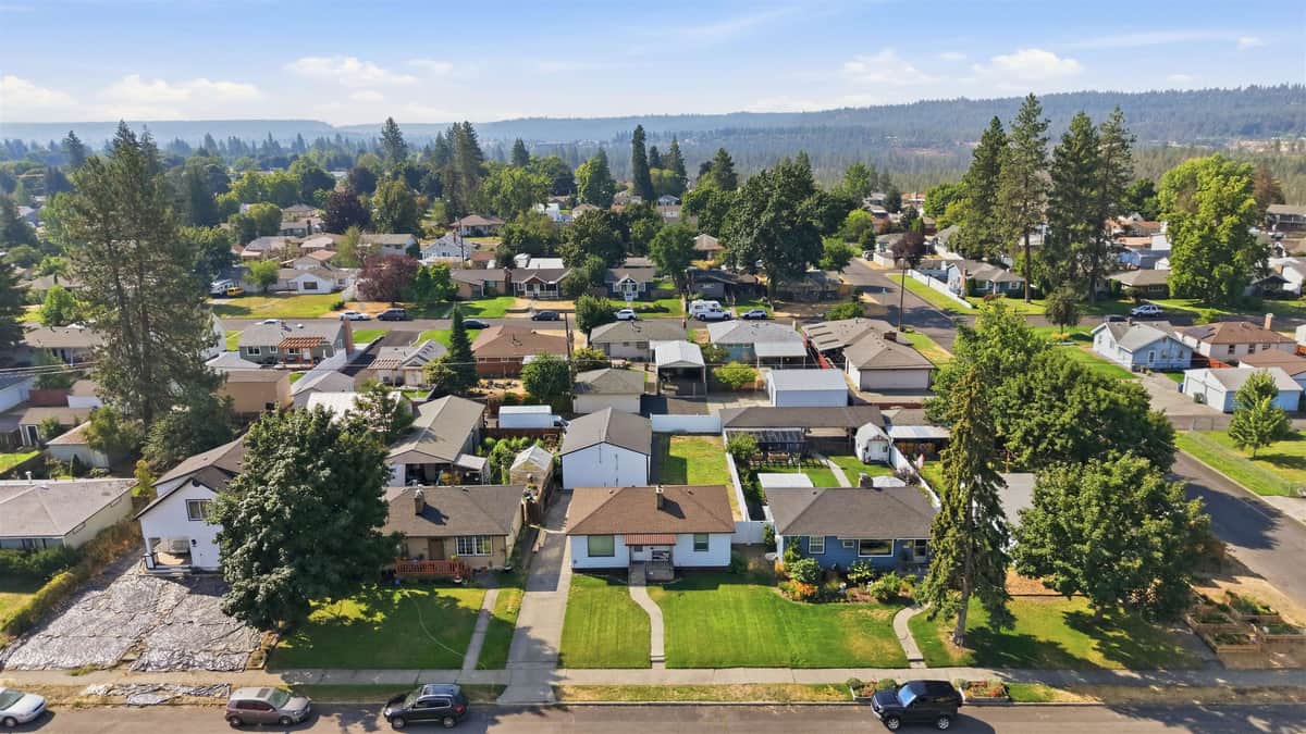 3823 W Princeton Ave thumbnail 42