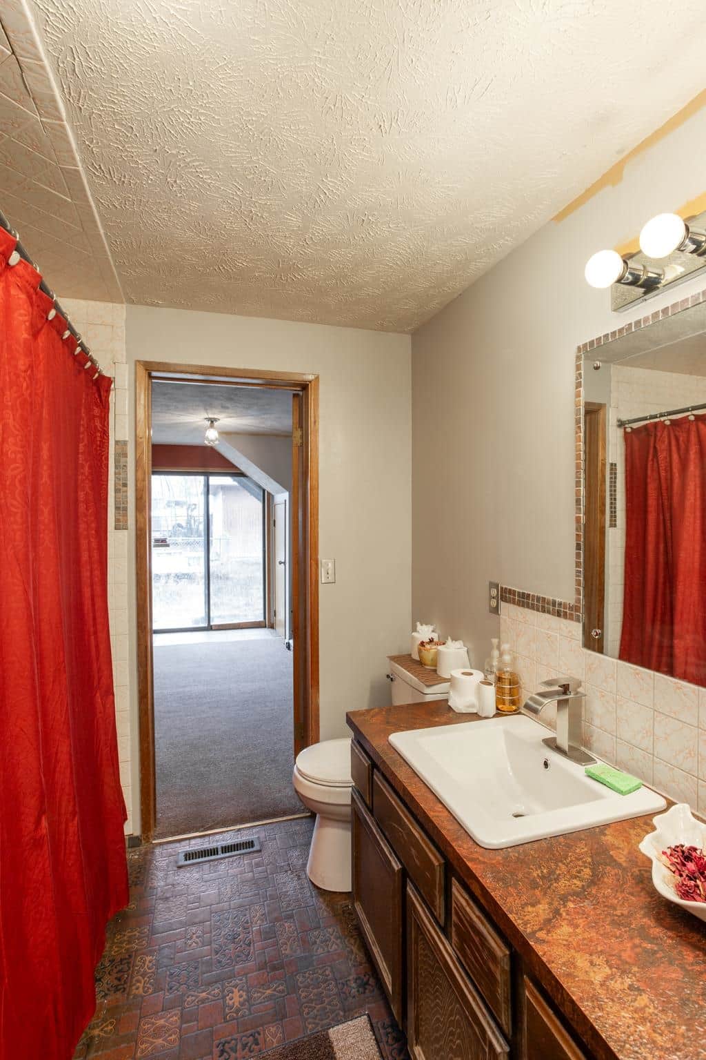 10623 E Montgomery Ave thumbnail 16