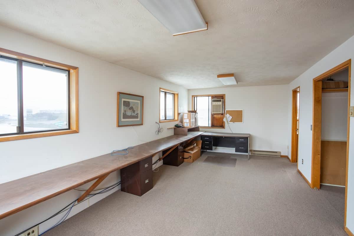 10623 E Montgomery Ave thumbnail 20