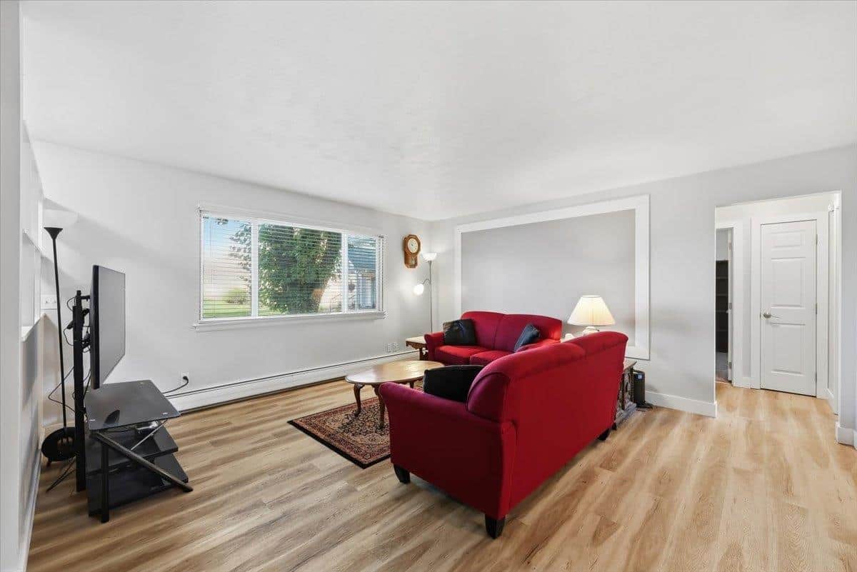 250 N RAYMOND Rd thumbnail 4