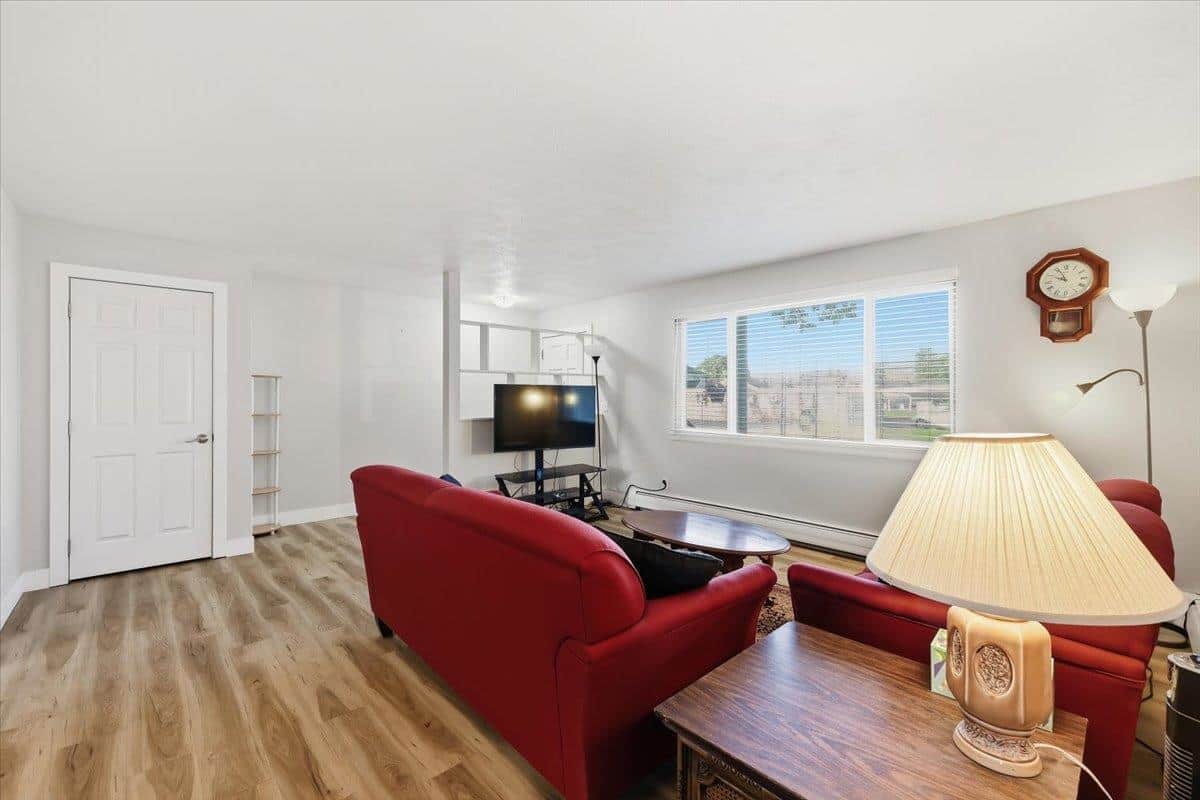 250 N RAYMOND Rd thumbnail 5