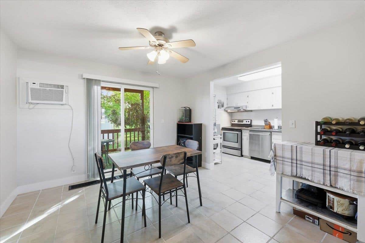 250 N RAYMOND Rd thumbnail 10