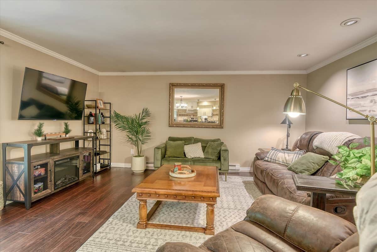 10407 E Main Ave thumbnail 4