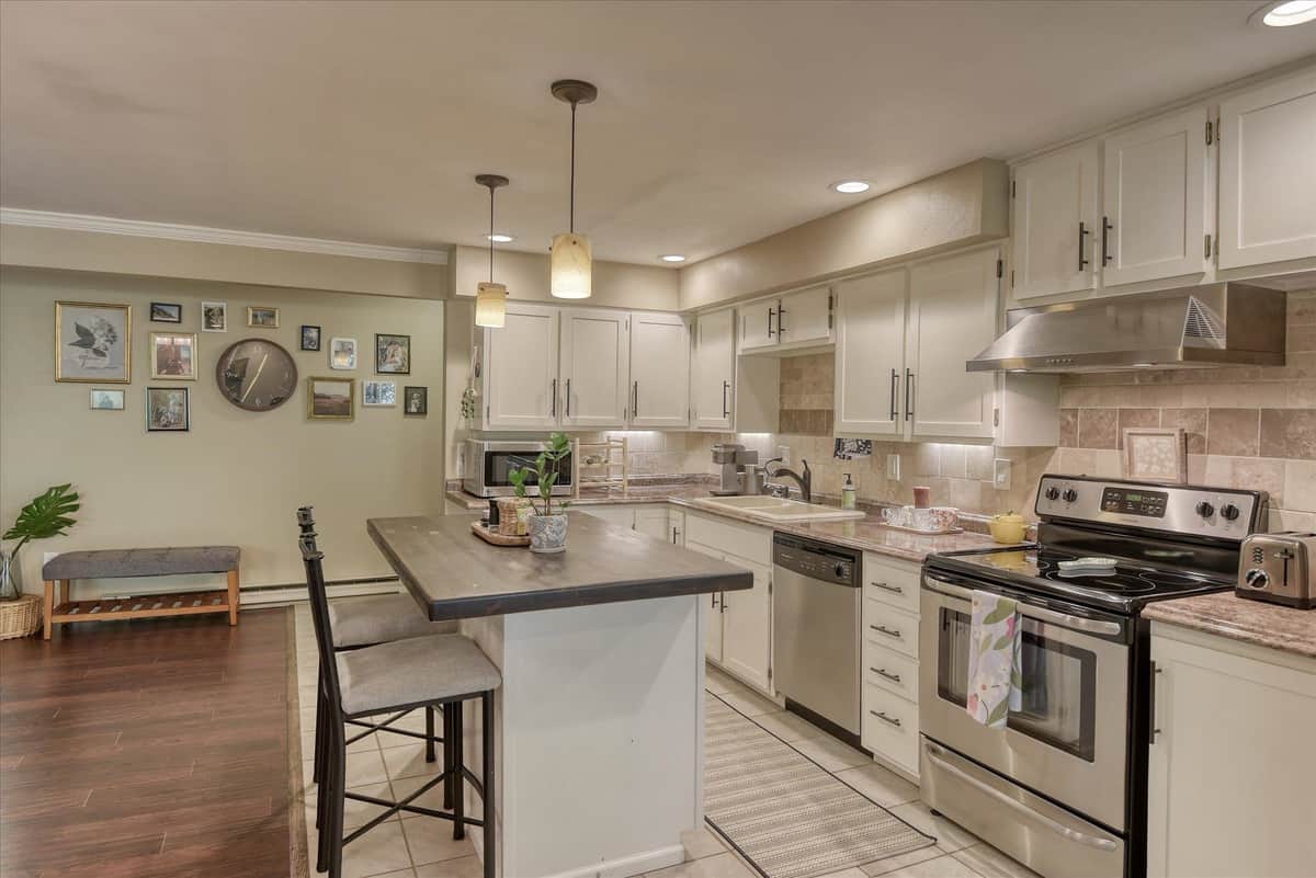 10407 E Main Ave thumbnail 13