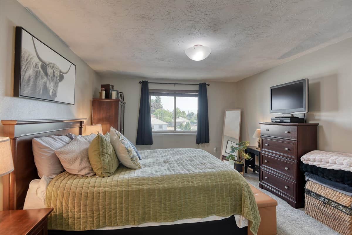 10407 E Main Ave thumbnail 22