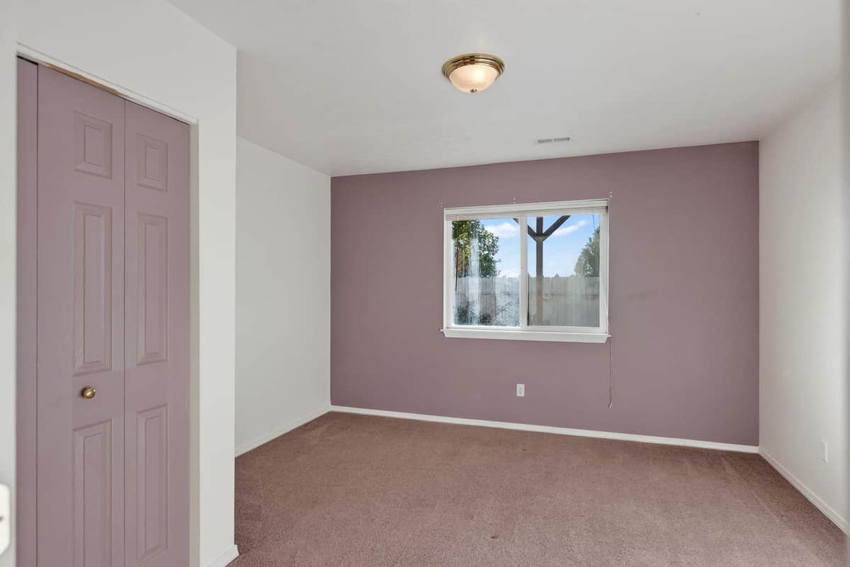824 S Aspen St thumbnail 25