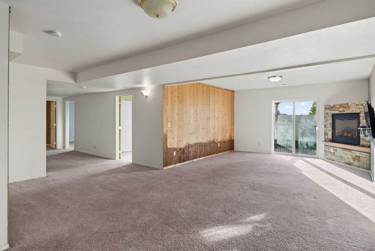 824 S Aspen St thumbnail 23