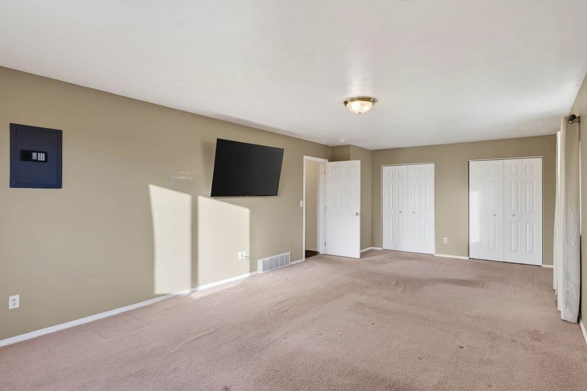 824 S Aspen St thumbnail 17