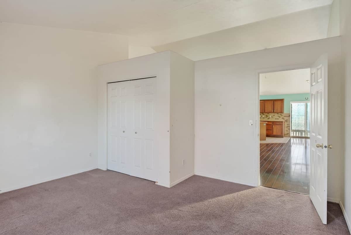 824 S Aspen St thumbnail 26