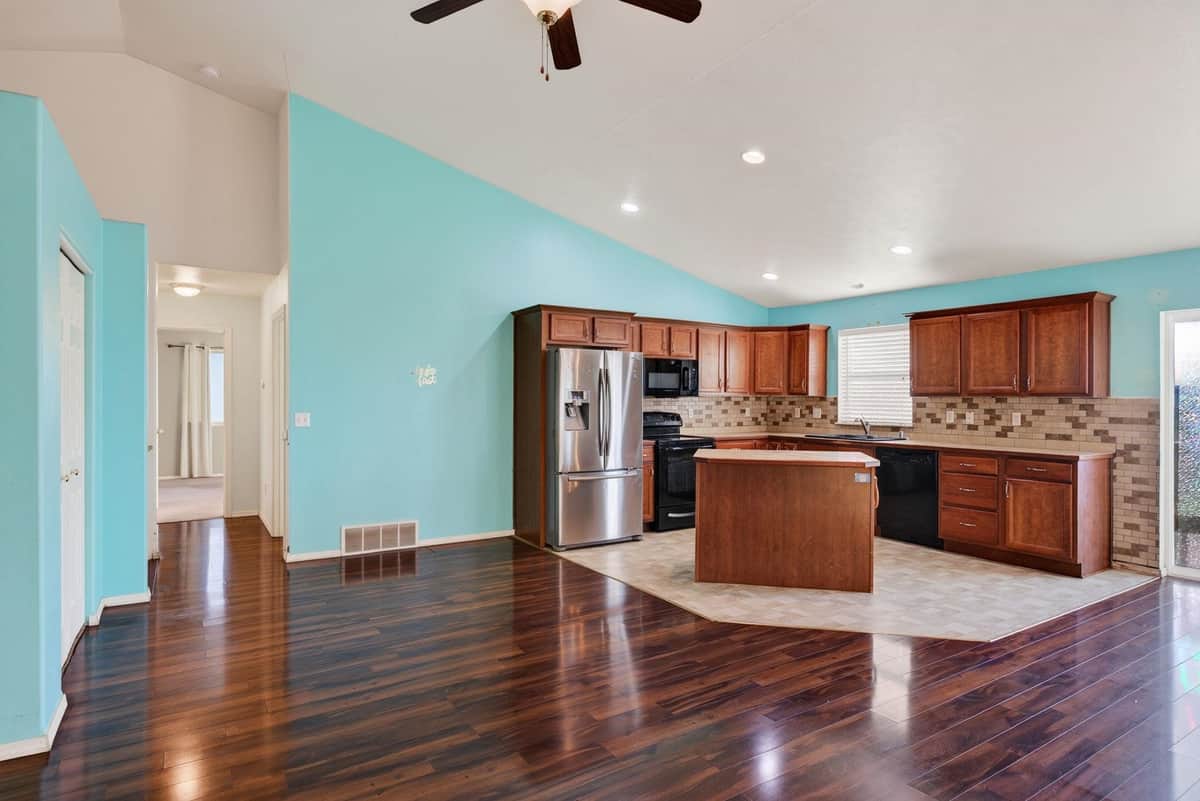 824 S Aspen St thumbnail 7