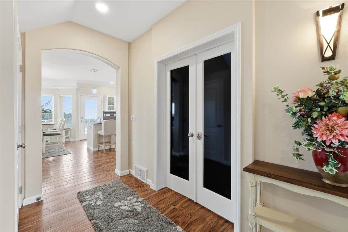 22718 E Dutchmans Ln thumbnail 12
