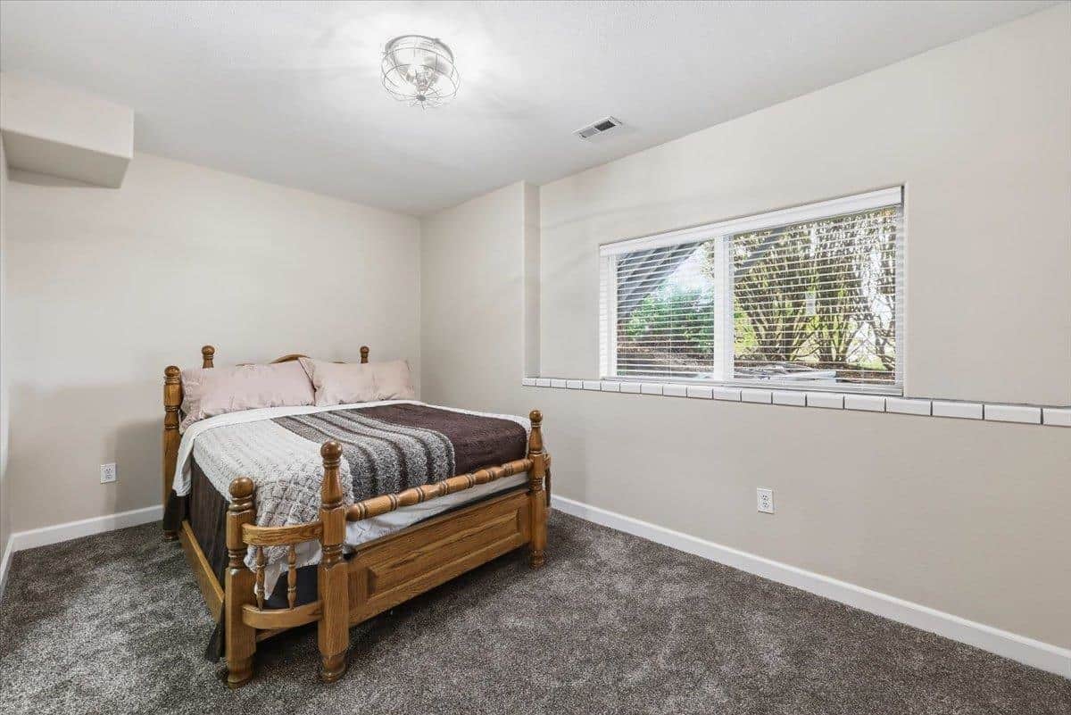 22718 E Dutchmans Ln thumbnail 28