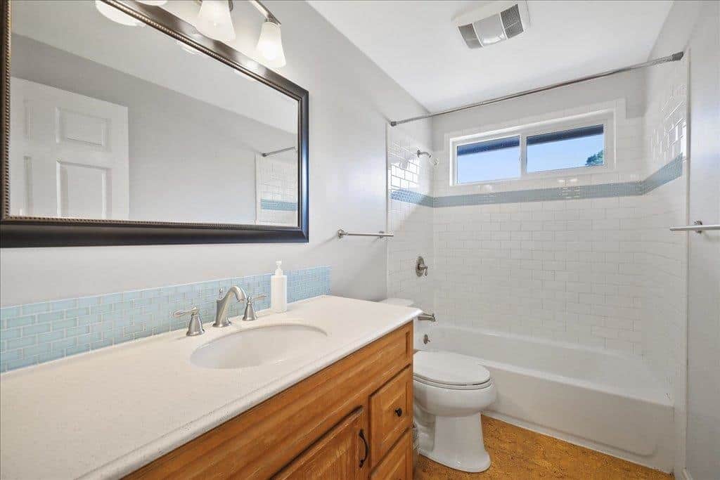 1427 E 35th Ave thumbnail 17