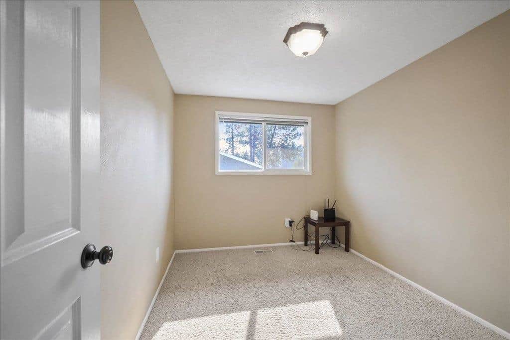 1427 E 35th Ave thumbnail 19