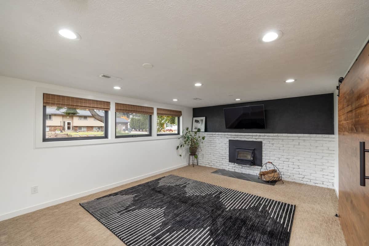 6021 S NAPA St thumbnail 27
