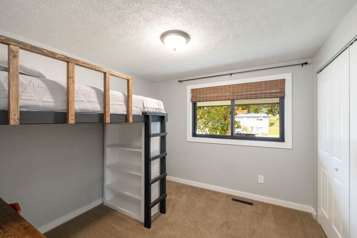 6021 S NAPA St thumbnail 18