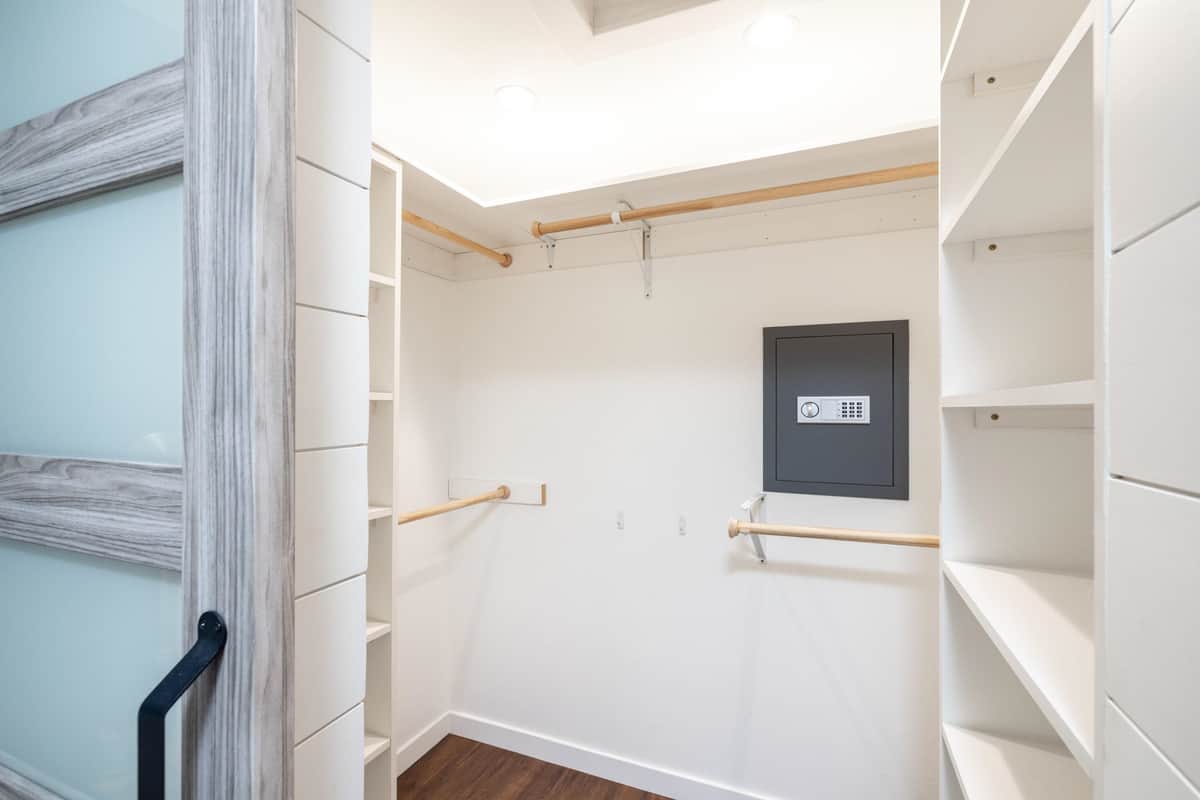 6021 S NAPA St thumbnail 26